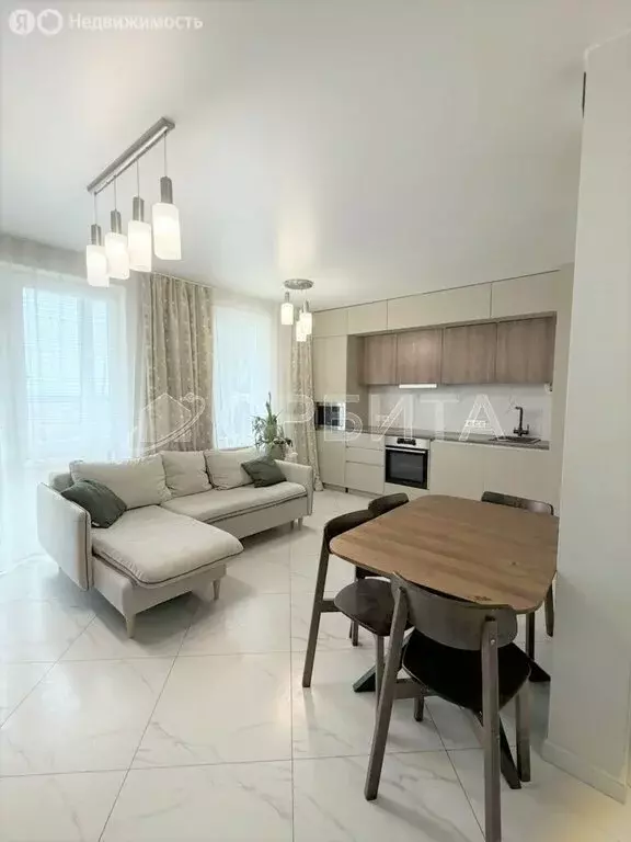 2-комнатная квартира: Тюмень, проезд Воронинские Горки, 99Б (63.7 м) - Фото 1