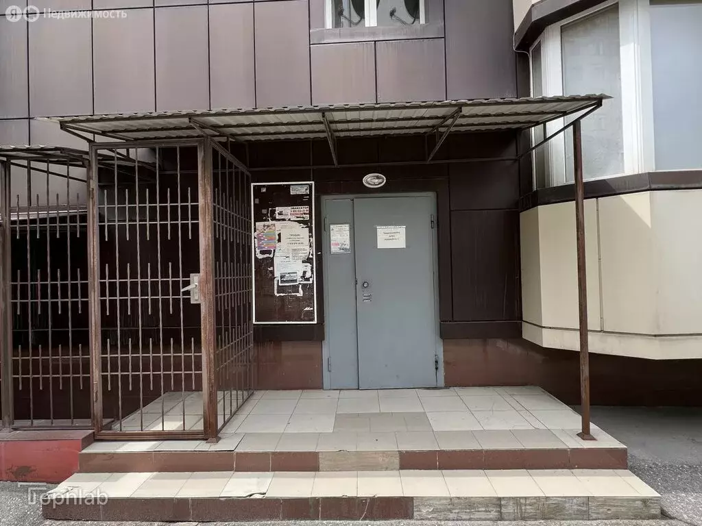 3-комнатная квартира: Нальчик, улица Ахохова, 190А (87 м) - Фото 2