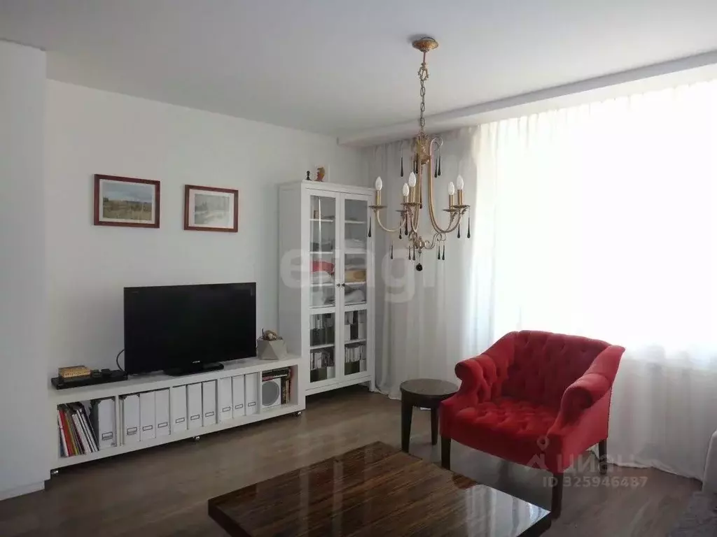 2-к кв. Красноярский край, Красноярск ул. Молокова, 16 (64.6 м) - Фото 1