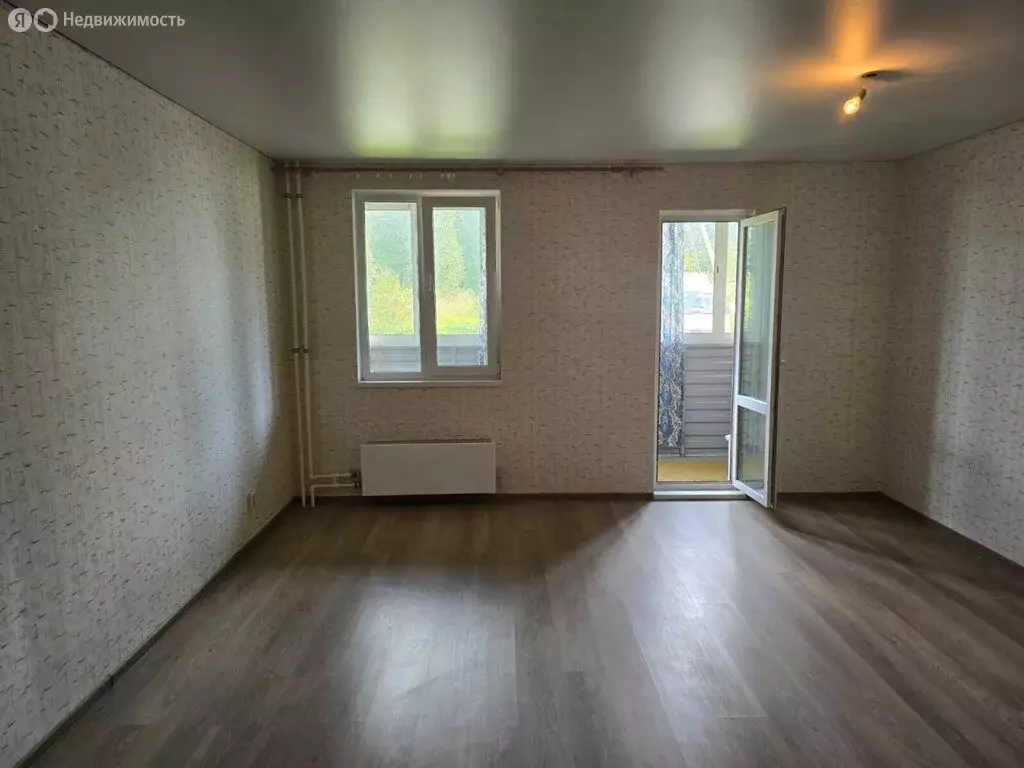 Квартира-студия: Красное Поле, улица Авиаторов, 5 (31.8 м) - Фото 1