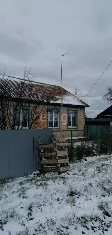 Дом в Тюменская область, Абатский район, с. Ощепково ул. Карла Маркса ... - Фото 0