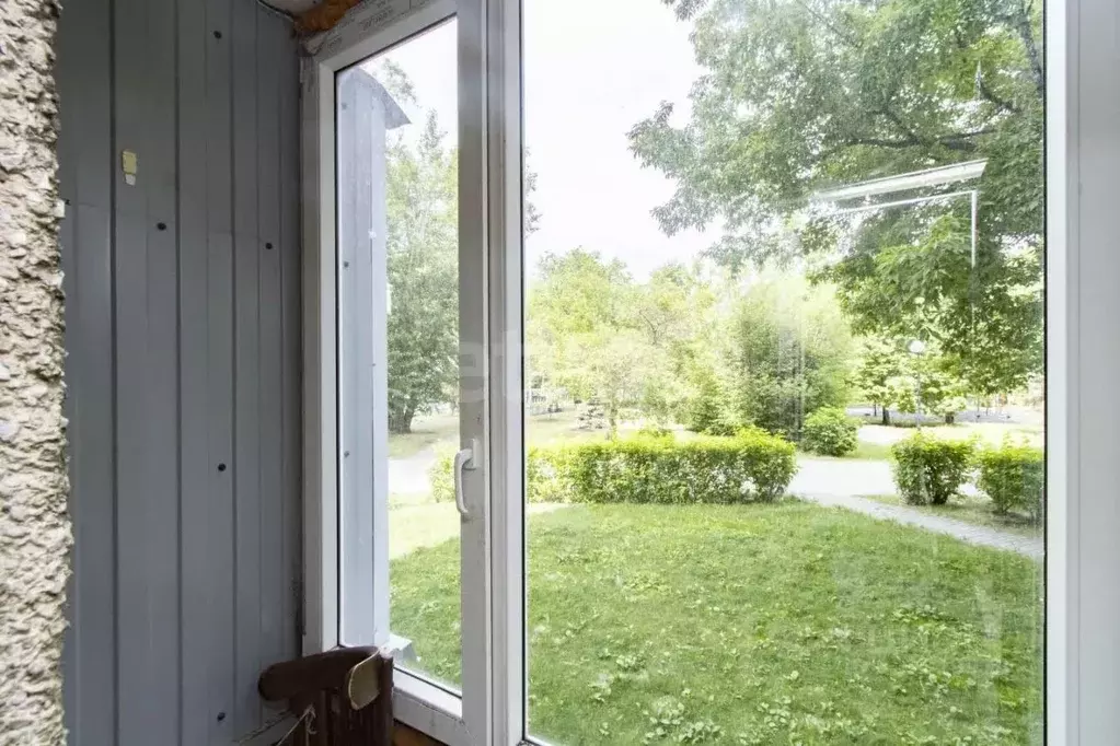 1-к кв. Тюменская область, Тюмень ул. Республики, 164 (30.0 м) - Фото 1