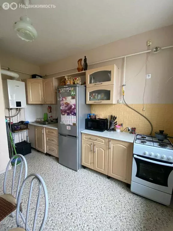 1-комнатная квартира: Ирбит, улица Орджоникидзе, 79А (33 м) - Фото 1