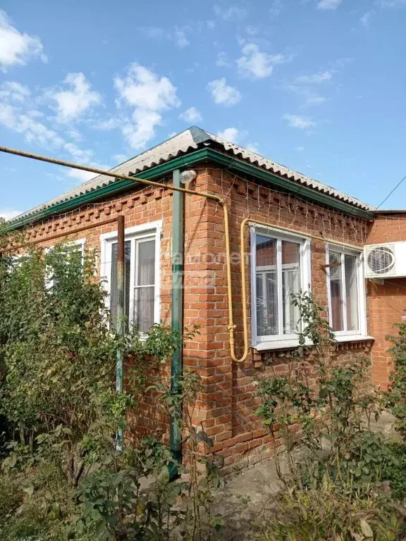 Дом в Краснодарский край, Тимашевский район, Роговское с/пос, ... - Фото 1