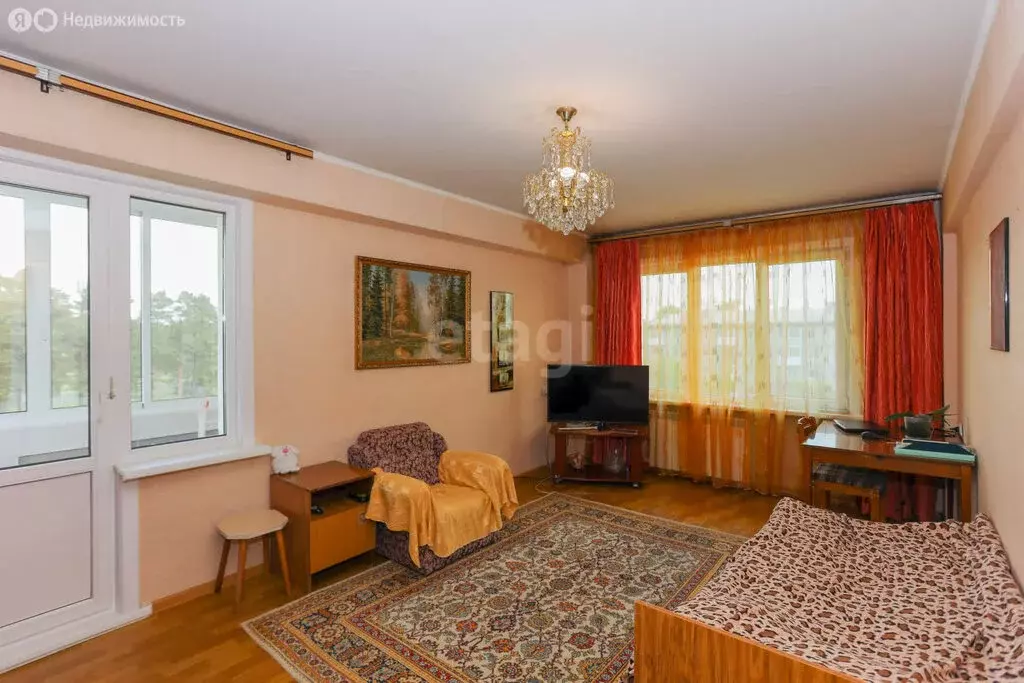2-комнатная квартира: Ангарск, 189-й квартал, 1 (66.3 м) - Фото 0