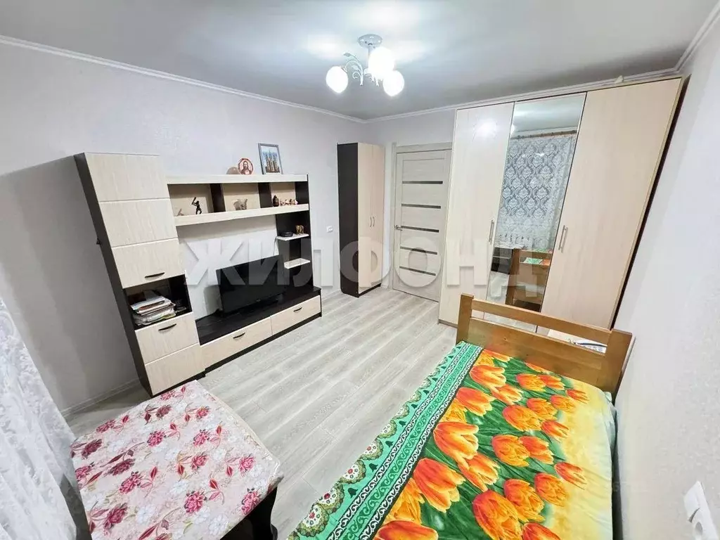 2-к кв. Новосибирская область, Новосибирск Затулинский жилмассив, ул. ... - Фото 0