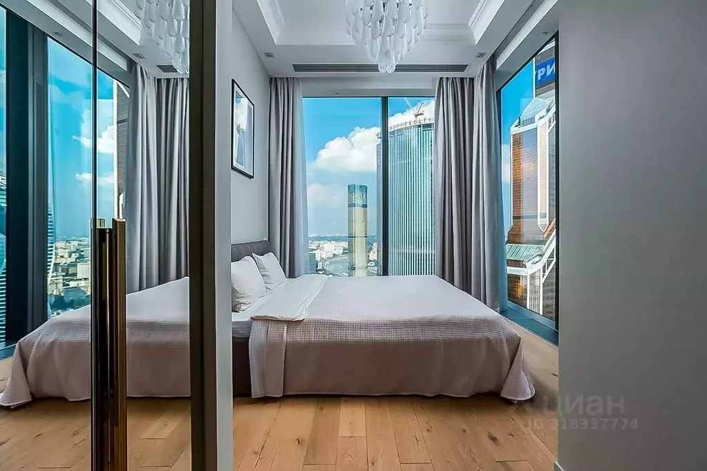 3-к кв. Москва 1-й Красногвардейский проезд, 22с2 (135.0 м) - Фото 1