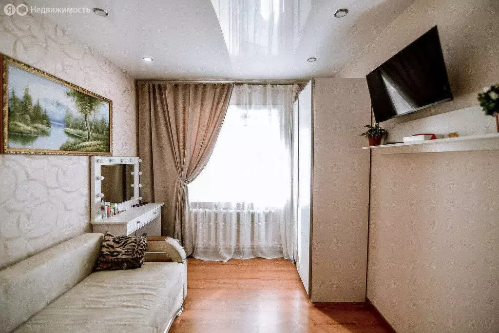 3-комнатная квартира: Южно-Сахалинск, планировочный район Хомутово, ... - Фото 2