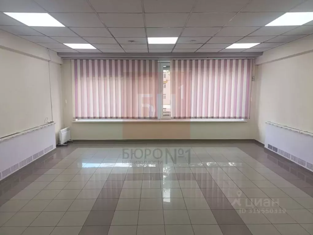 Офис в Свердловская область, Екатеринбург ул. 8 Марта, 70 (35 м) - Фото 1