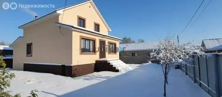 Дом в село Иглино, улица Пирогова, 6 (260 м) - Фото 2