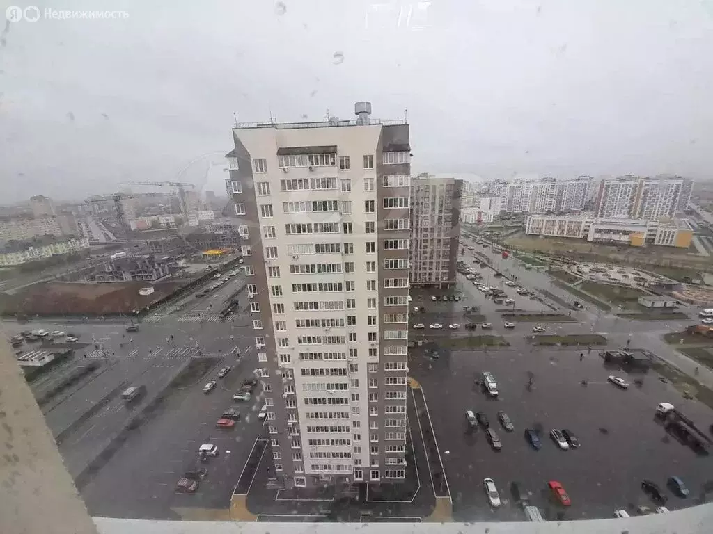 1-комнатная квартира: Тюмень, улица Фармана Салманова, 8 (35.2 м) - Фото 0