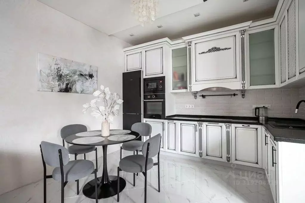 Квартира, 2 комнаты, 90.5 м - Фото 0