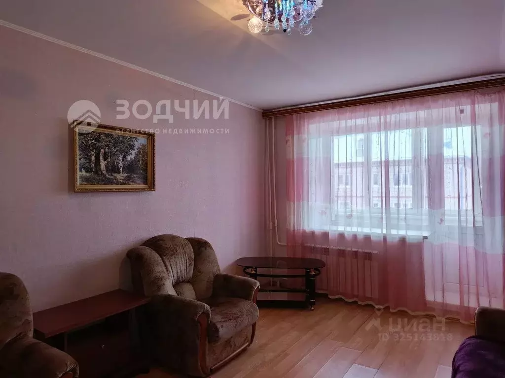 3-к кв. Чувашия, Шумерля Октябрьская ул., 11 (59.4 м) - Фото 1