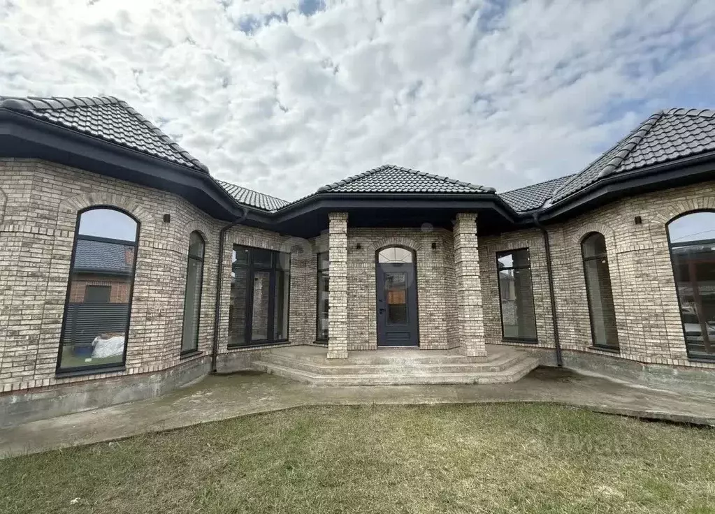 Дом в Ростовская область, Аксай пер. Каштановый (172 м) - Фото 1