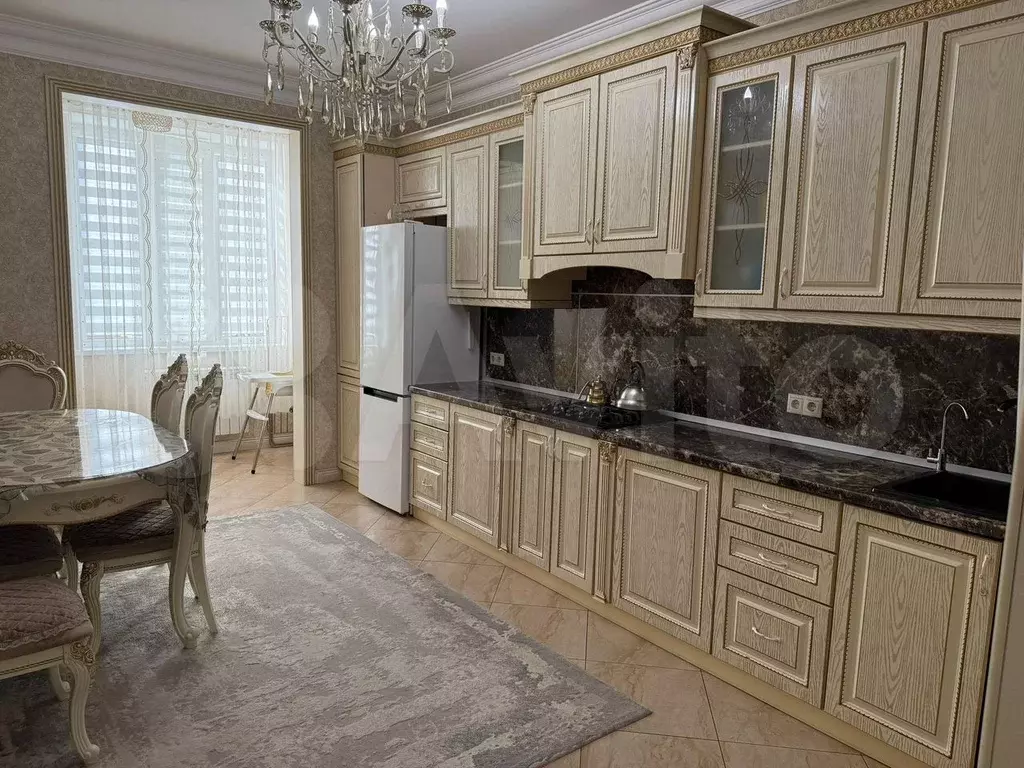 3-к. квартира, 108 м, 5/7 эт. - Фото 0