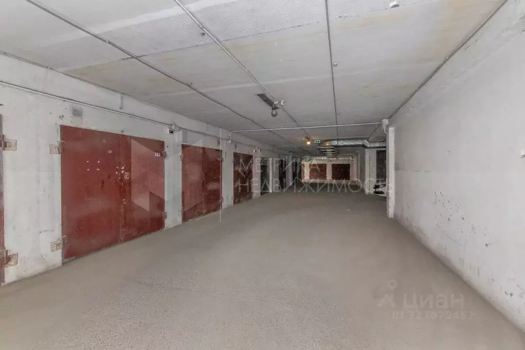 Гараж в Тюменская область, Тюмень ул. Василия Гольцова, 34 (19 м) - Фото 1