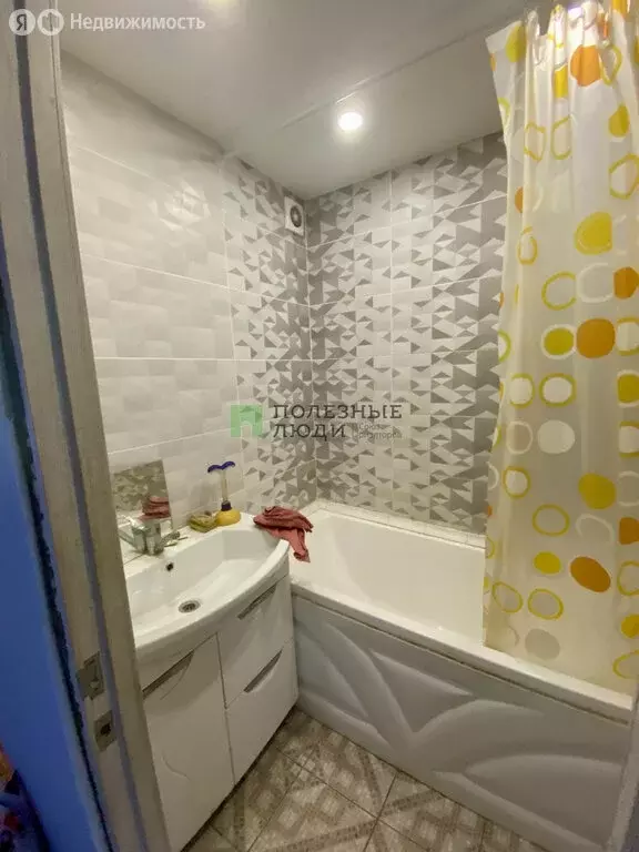 4-комнатная квартира: Ижевск, Союзная улица, 27А (89 м) - Фото 1