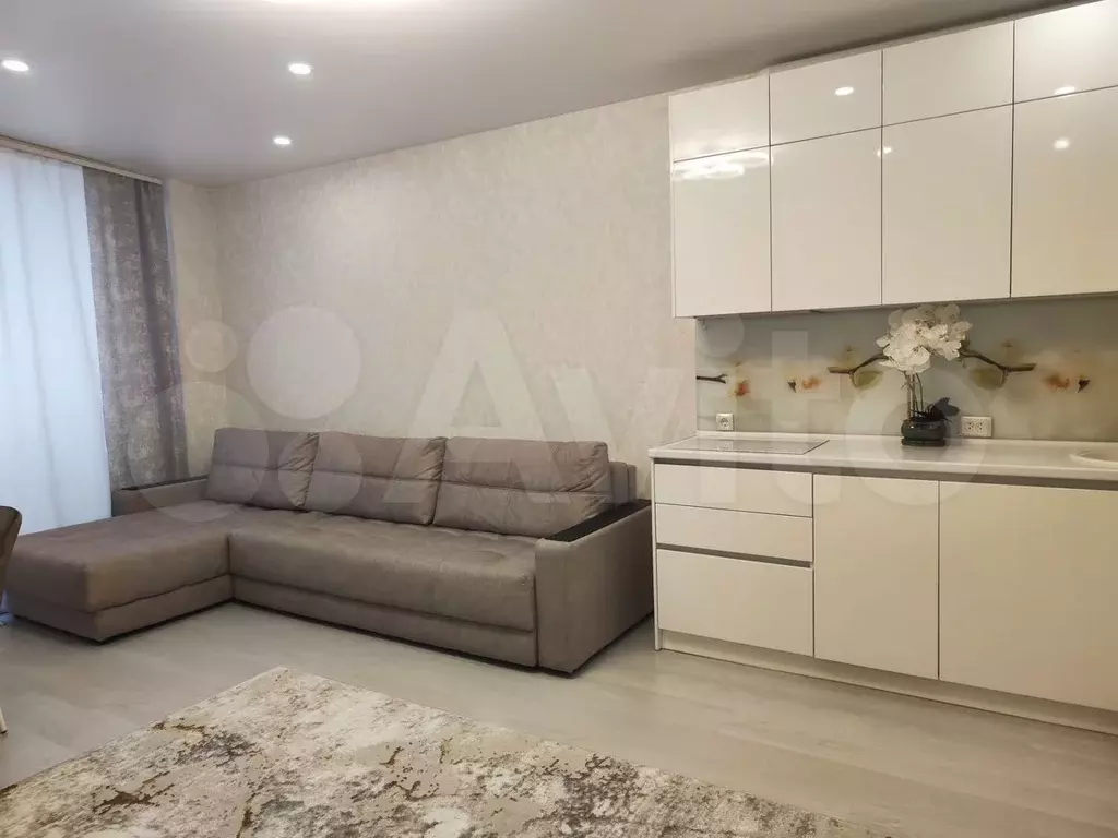 3-к. квартира, 90 м, 8/25 эт. - Фото 1