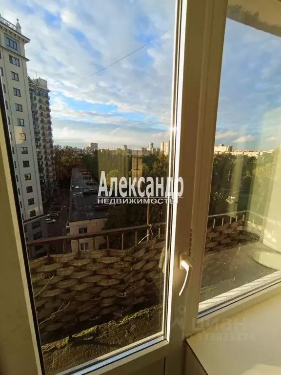 2-к кв. Санкт-Петербург ул. Лени Голикова, 27К3 (40.4 м) - Фото 2