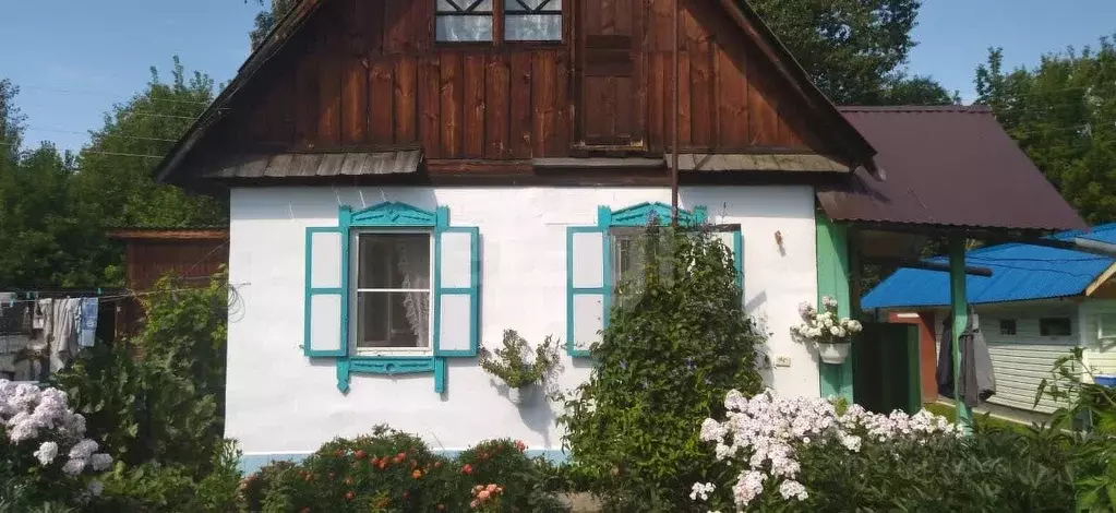 Дом в Алтайский край, Бийский район, пос. Полеводка Центральная ул. ... - Фото 1