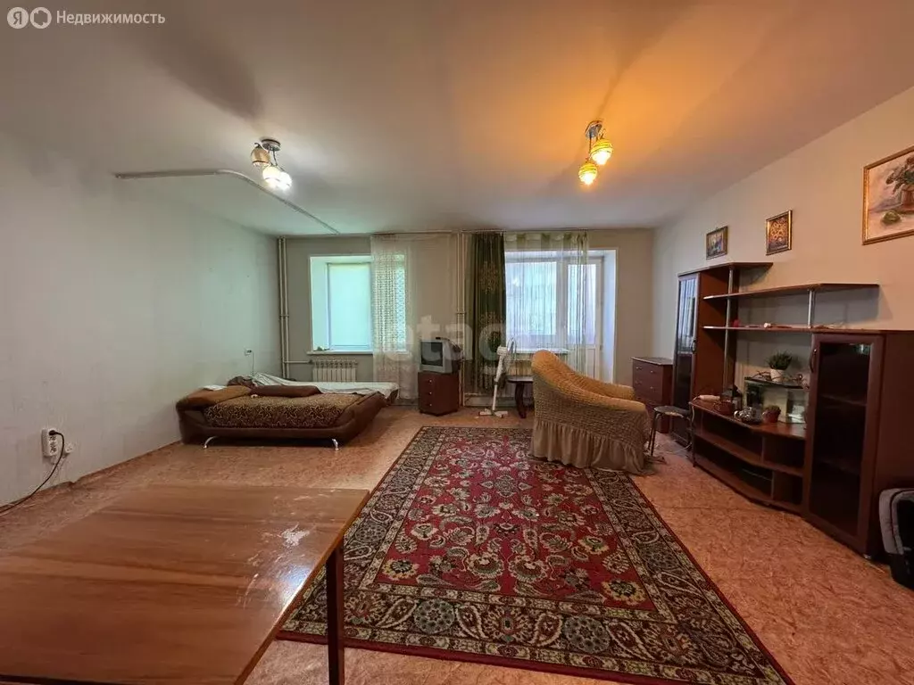 Квартира-студия: Ачинск, улица Манкевича, 20 (42.8 м) - Фото 1