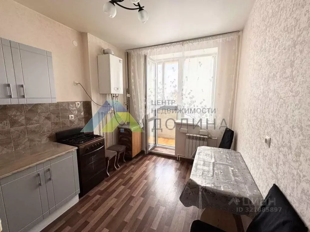 1-к кв. Волгоградская область, Волгоград ул. Степанищева, 12 (30.0 м) - Фото 1