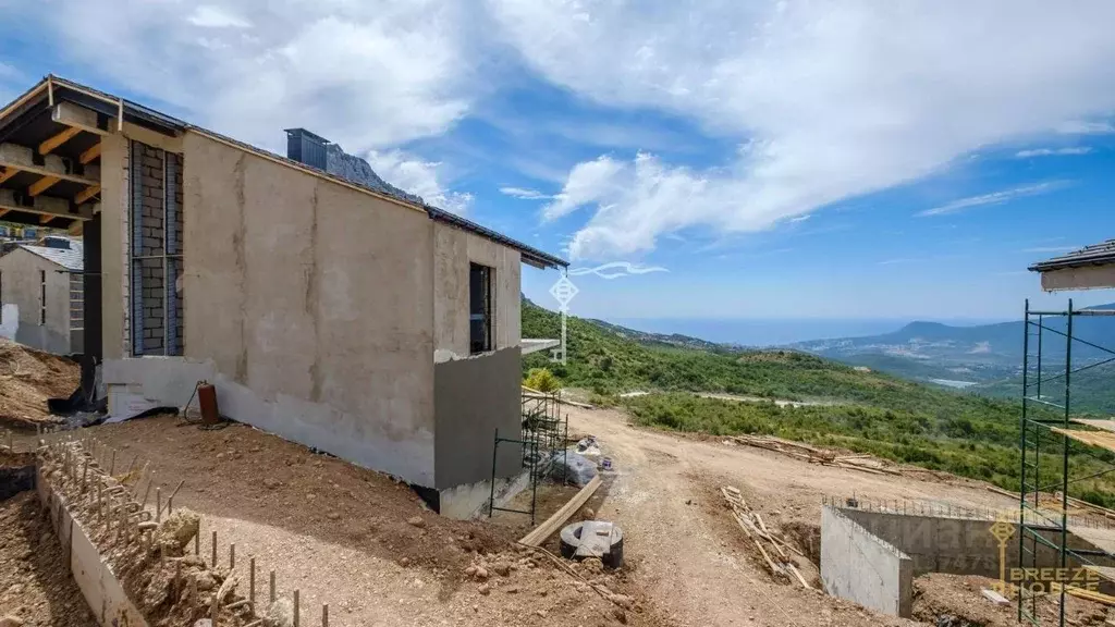 Дом в Крым, Алушта муниципальный округ, с. Лучистое  (309 м) - Фото 2