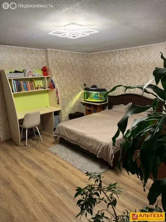 2-комнатная квартира: Зеленоградск, Саратовская улица, 2 (48.7 м) - Фото 1