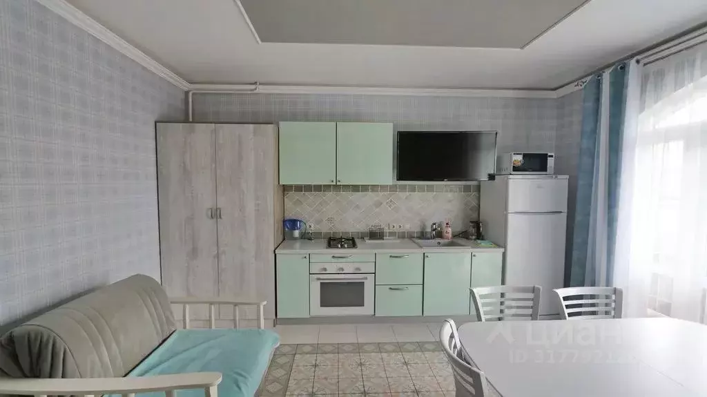 3-к кв. Краснодарский край, Геленджик Красногвардейская ул., 19 (50.0 ... - Фото 0