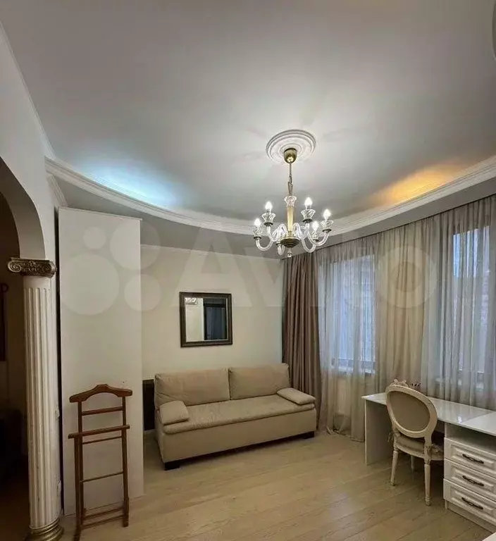 1-к. квартира, 50 м, 4/10 эт. - Фото 0