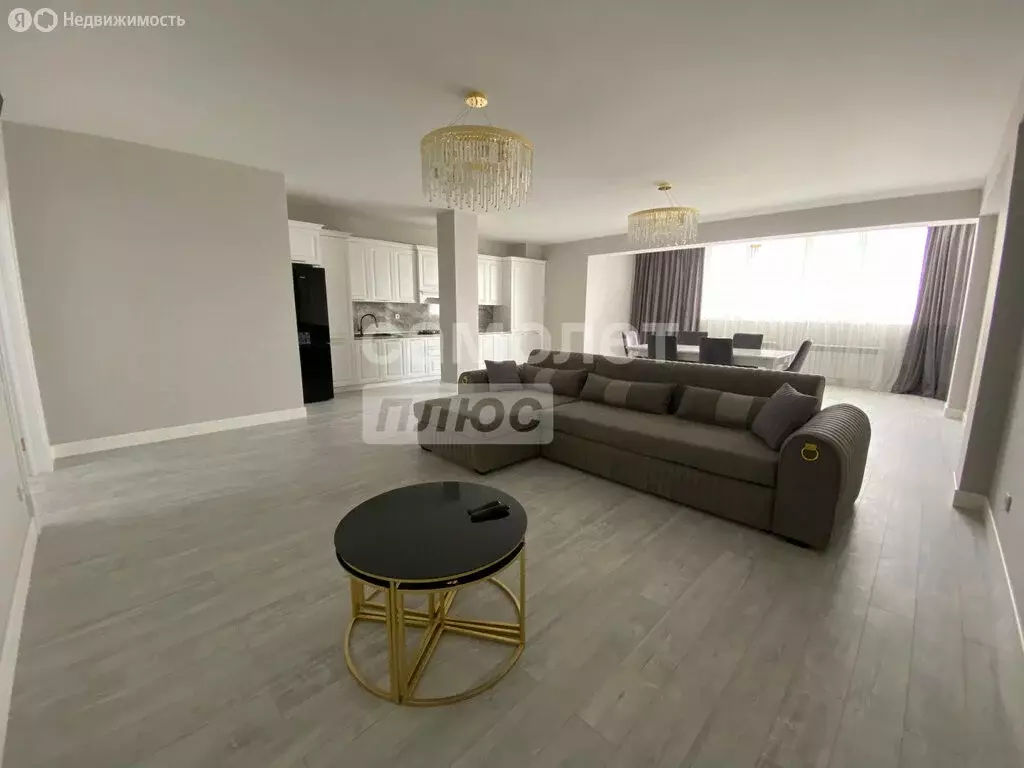 2-комнатная квартира: Грозный, улица Шейха Али Митаева, 23 (100 м) - Фото 0