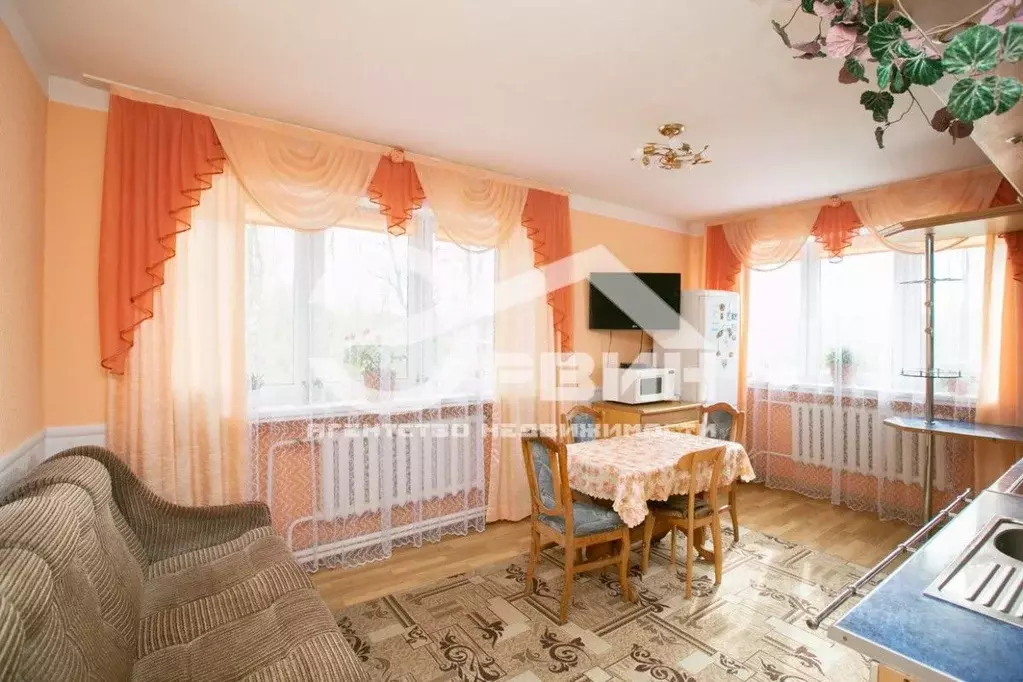 Дом в Калининградская область, Полесский муниципальный округ, пос. ... - Фото 2