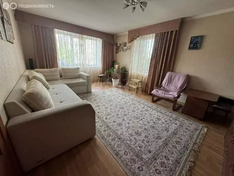 3-комнатная квартира: Челябинск, улица Гагарина, 50 (59.3 м) - Фото 1