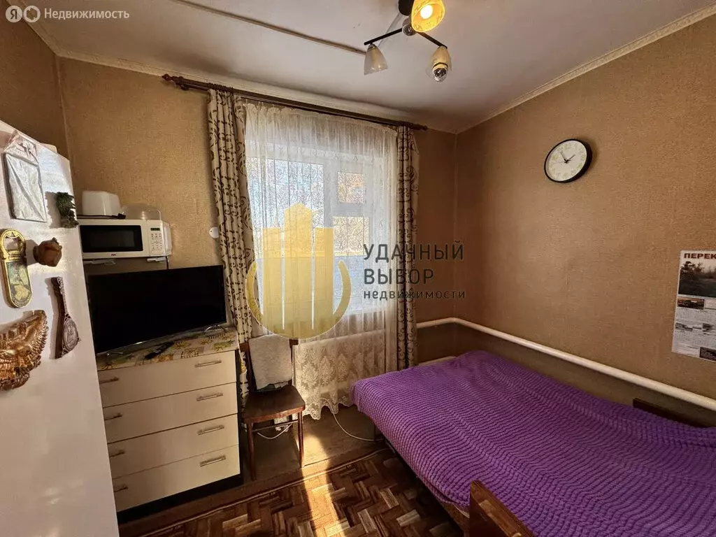 2-комнатная квартира: Белая Калитва, Краснопартизанская улица, 83 (18 ... - Фото 1