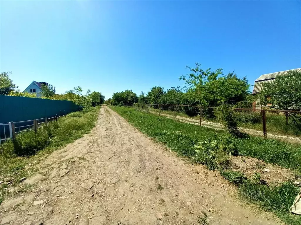 Участок в Краснодарский край, Ейское городское поселение, пос. ... - Фото 0