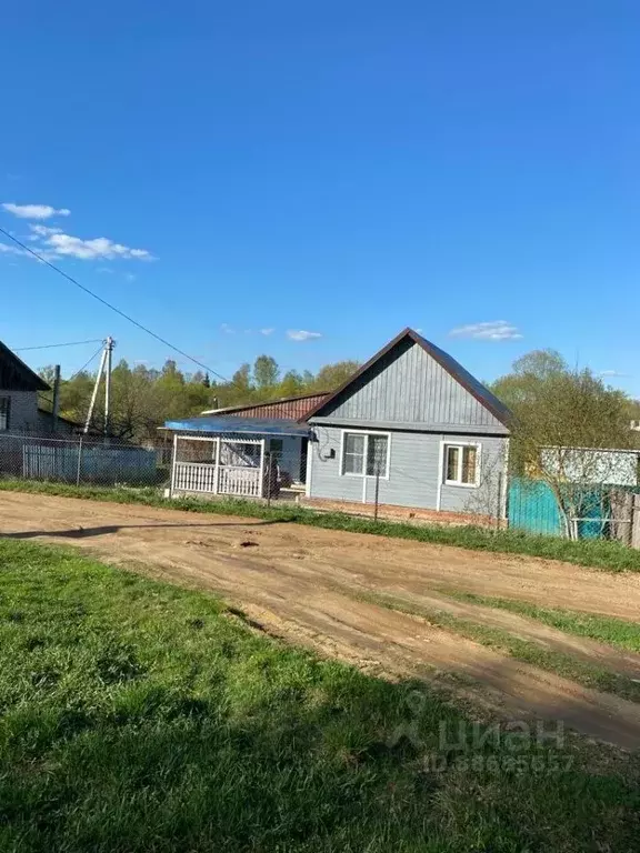 Дом в Калужская область, Мещовск городское поселение, с. Растворово  ... - Фото 0