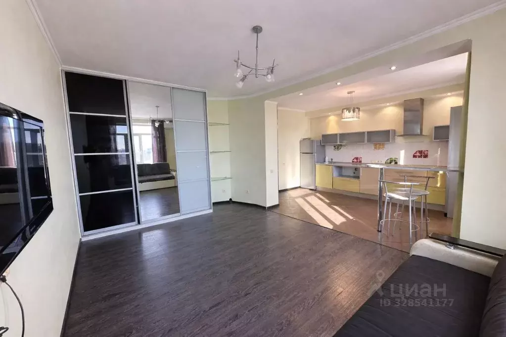 Студия Омская область, Омск просп. Комарова, 15к1 (43.8 м) - Фото 2