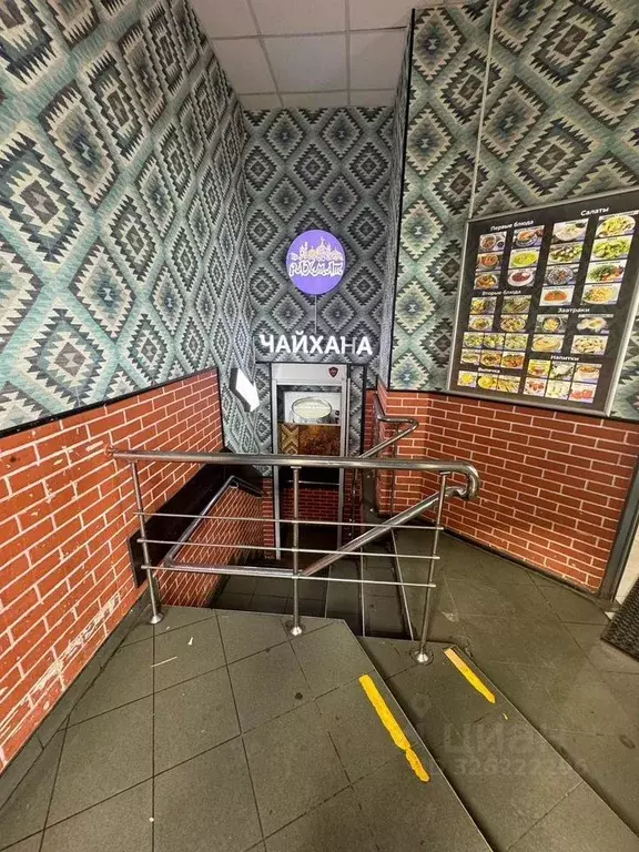 Торговая площадь в Москва ул. Земляной Вал, 27С2 (70 м) - Фото 1