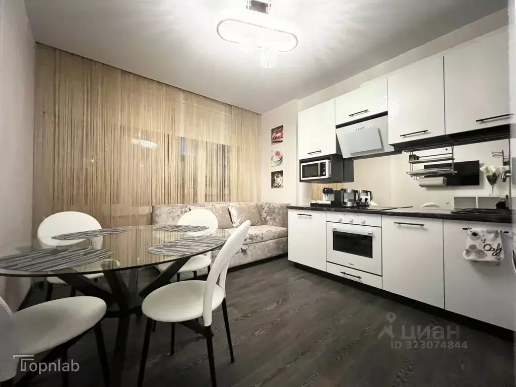 3-к кв. Санкт-Петербург Кременчугская ул., 11К1 (74.0 м) - Фото 1