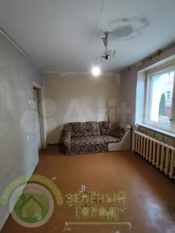 Доля в 2-к. квартире, 53,6 м, 1/5 эт. - Фото 1