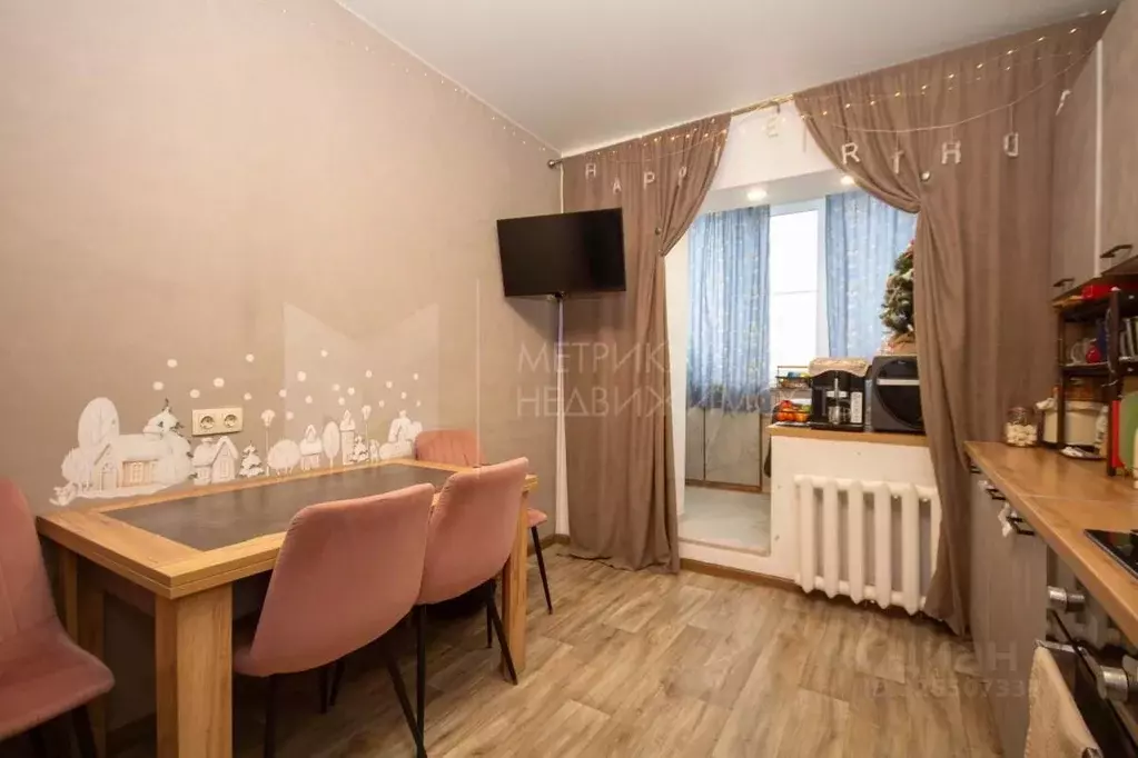 1-к кв. Тюменская область, Тюмень Матмасы мкр, ул. Пражская, 51 (40.4 ... - Фото 1