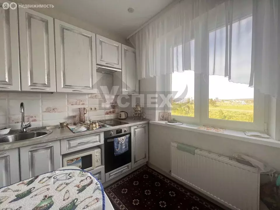 1-комнатная квартира: Нижний Тагил, улица Булата Окуджавы, 9 (31.6 м) - Фото 0