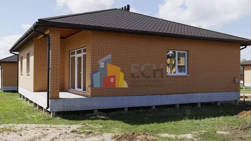 Дом в Тульская область, Щекинский район, Крапивенское с/пос, пос. ... - Фото 1