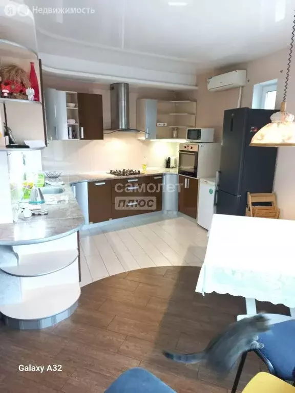 Дом в Севастополь, улица Братьев Микрюковых, 12 (210 м) - Фото 2