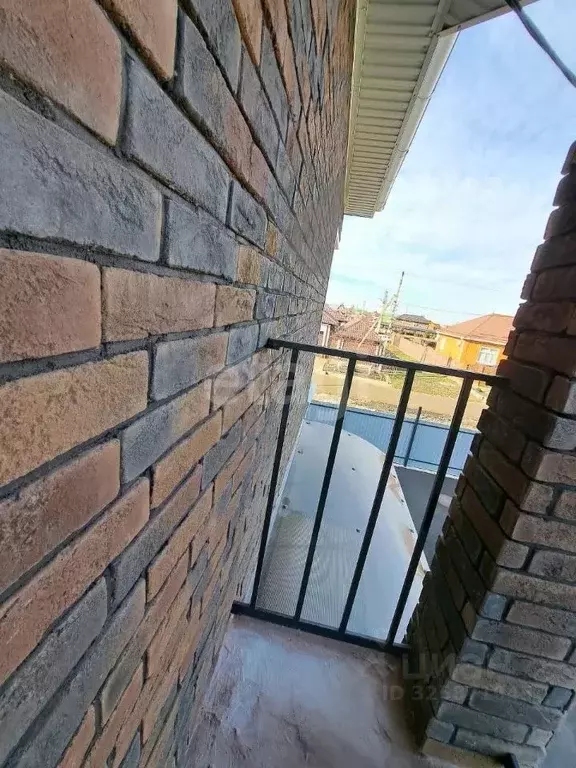 Таунхаус в Адыгея, Майкоп пер. Братьев Лоскутовых (140 м) - Фото 1