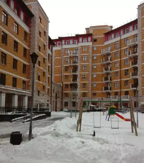 Гараж в Московская область, Красногорск Опалиха мкр, ул. Дежнева, 2 (6 ... - Фото 1