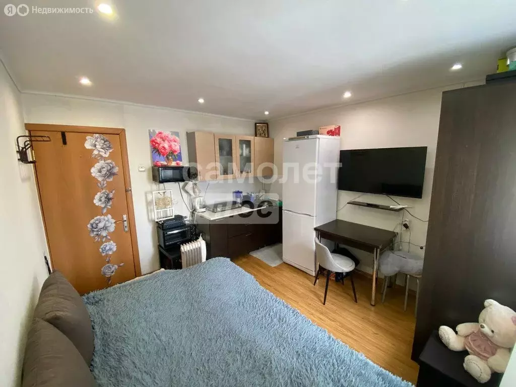 1к в 13-комнатной квартире (11.9 м) - Фото 1