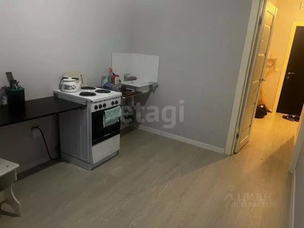1-к кв. Тюменская область, Тюмень ул. Героев Космоса, 23 (40.0 м) - Фото 1