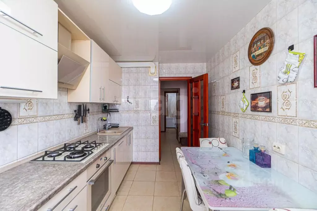 3-к кв. Севастополь ул. Астана Кесаева, 5/8 (73.7 м) - Фото 1