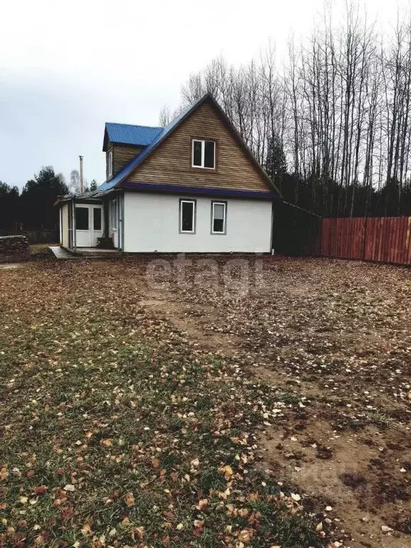 Дом в Пермский край, Оханский городской округ, д. Шаркан ул. ... - Фото 1